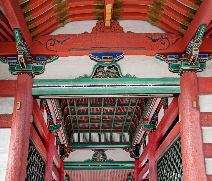 Kiyomizu-dera Pagoda 11-1246.jpg